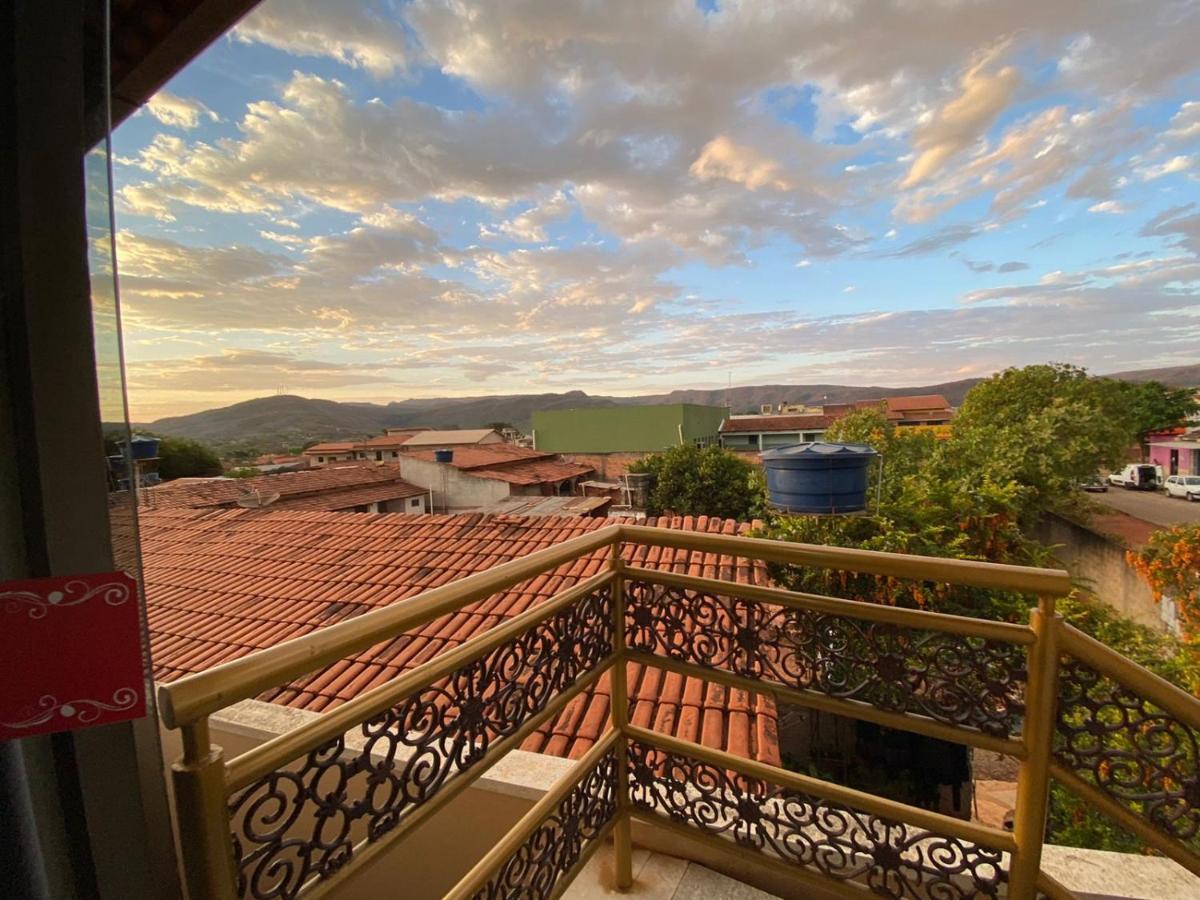 Suites Flor De Lis Pirenopolis Exterior photo
