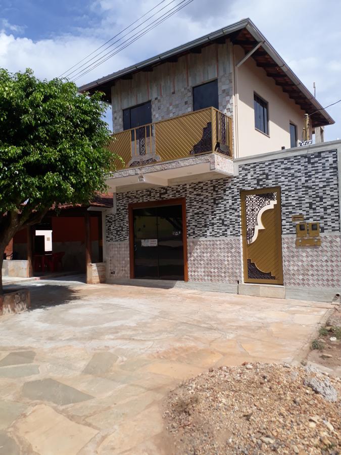 Suites Flor De Lis Pirenopolis Exterior photo